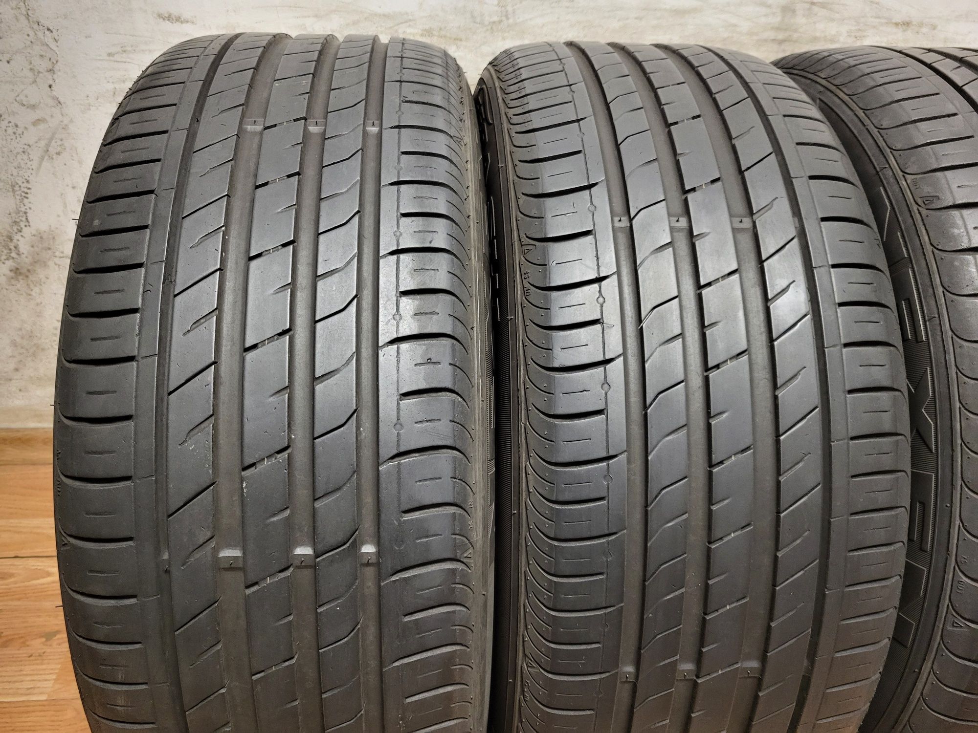 225/50/17 Nexen Nfera  / летни гуми