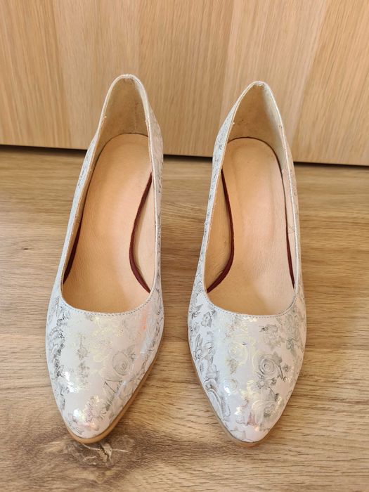 Pantofi noi piele naturala imprimeu floral