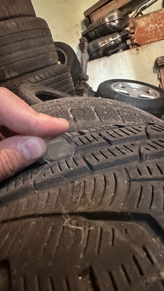 Гуми Pireli 245 40 19