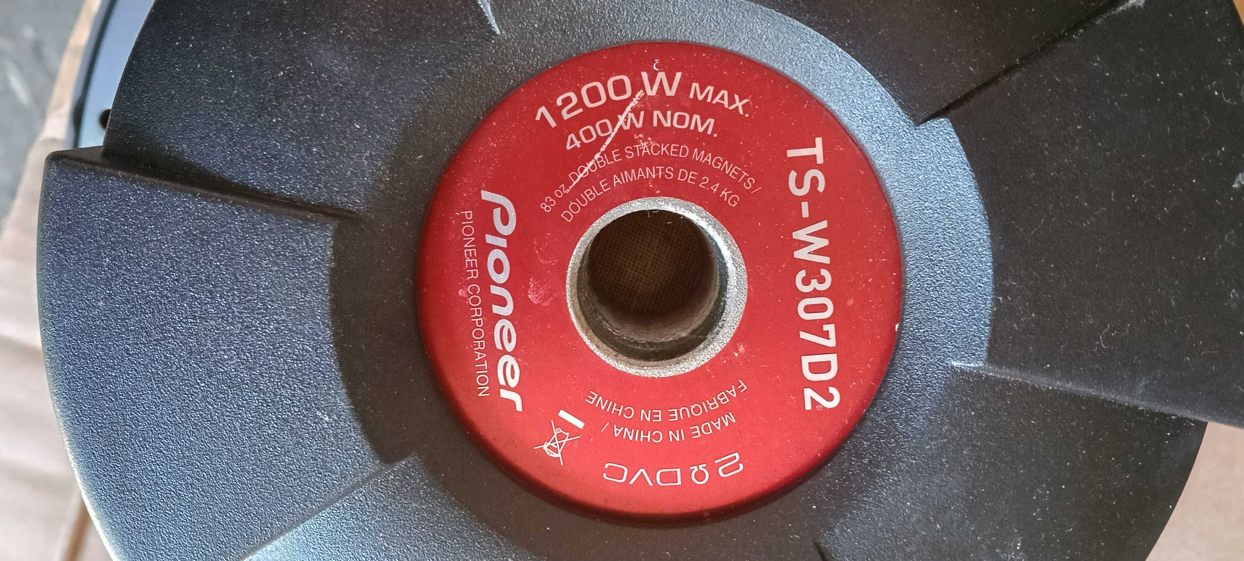 Бас говорител, Баскаса, Тонколони Pioneer TS-W307D2
