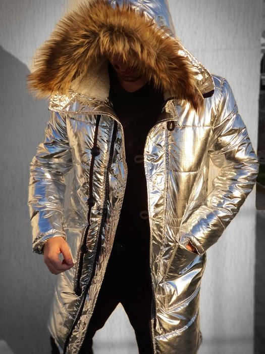 Vând geacă de iarnă argintiu lucios Mon Expert Denim  mărimea L nouă.