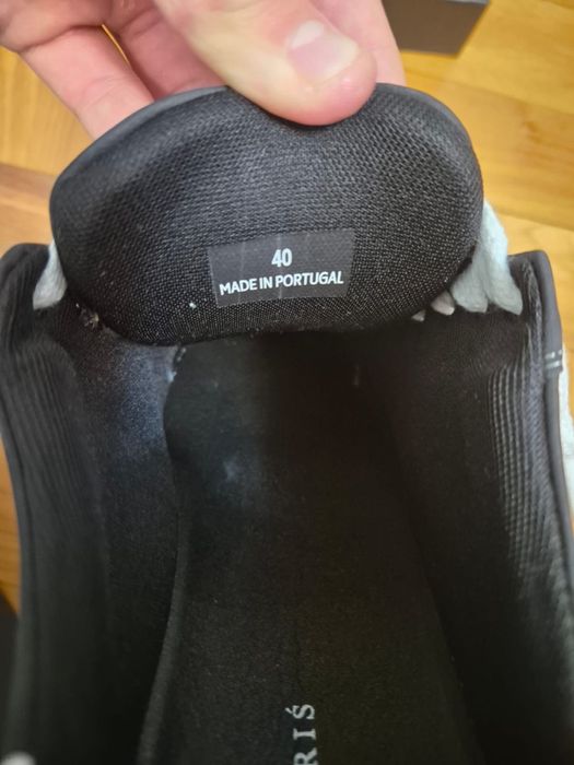 Numeriś atelier acrylic black