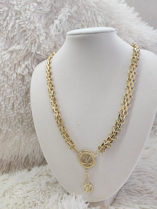 Позлатени бижута