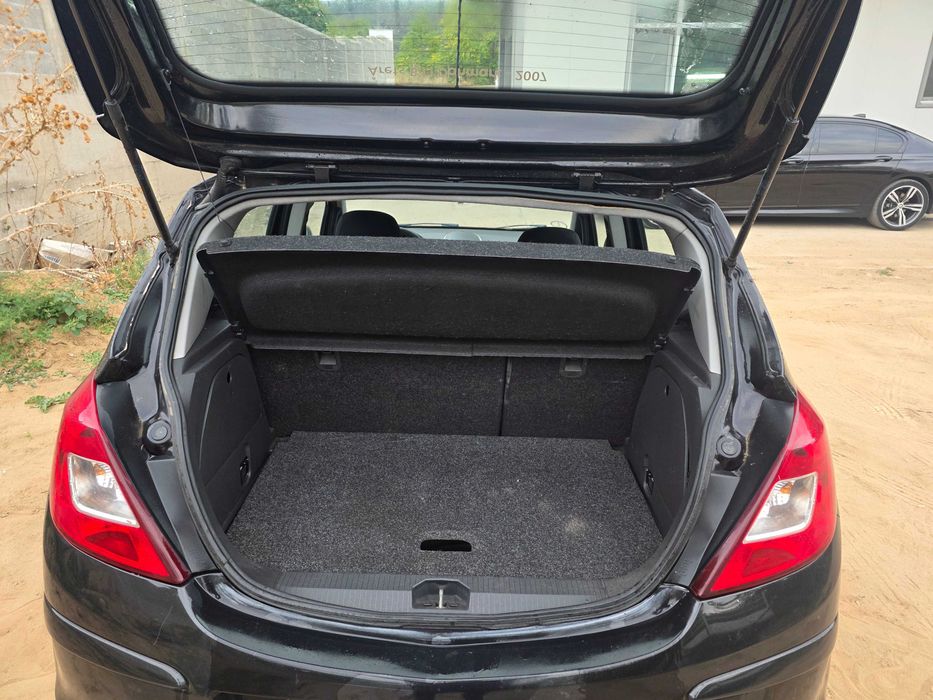 Opel Corsa D  1.2