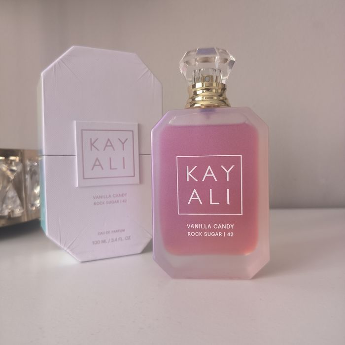 Kayali Vanilla Candy rock sugar