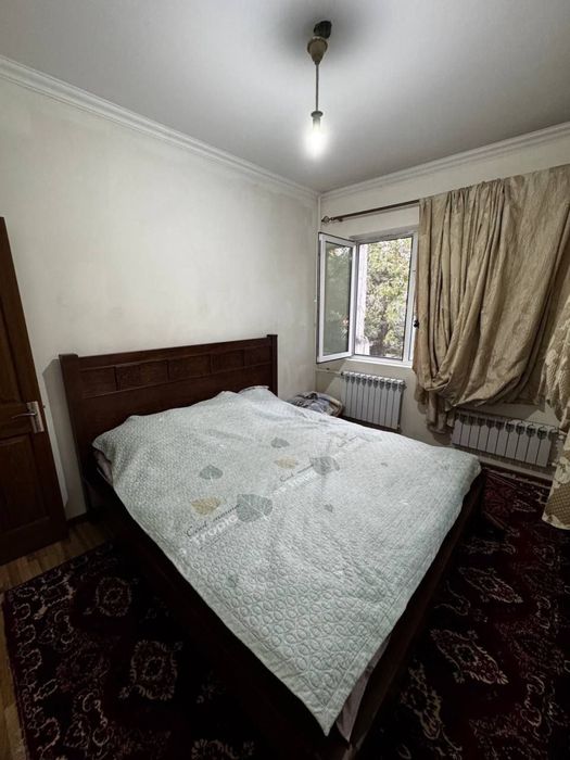 Продаётся квартира ул. Бобур Яккасарай район 2 ком