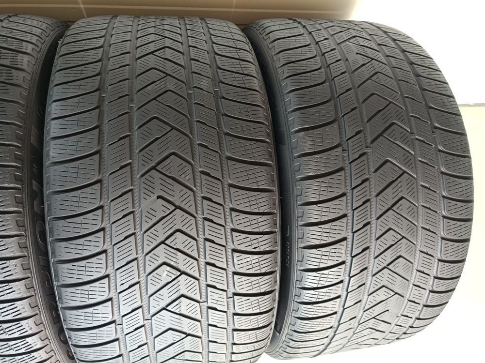 4бр зимни гуми спорт пакет 285/40/22/325/35/22/Pirelli scorpion winter