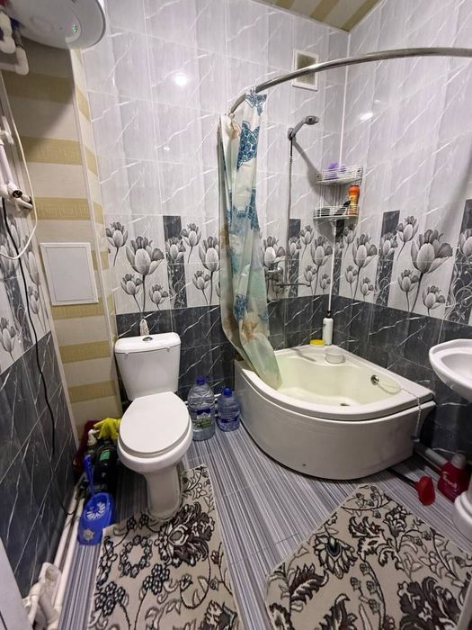 Сахарный болницадан 2 хонали квартира