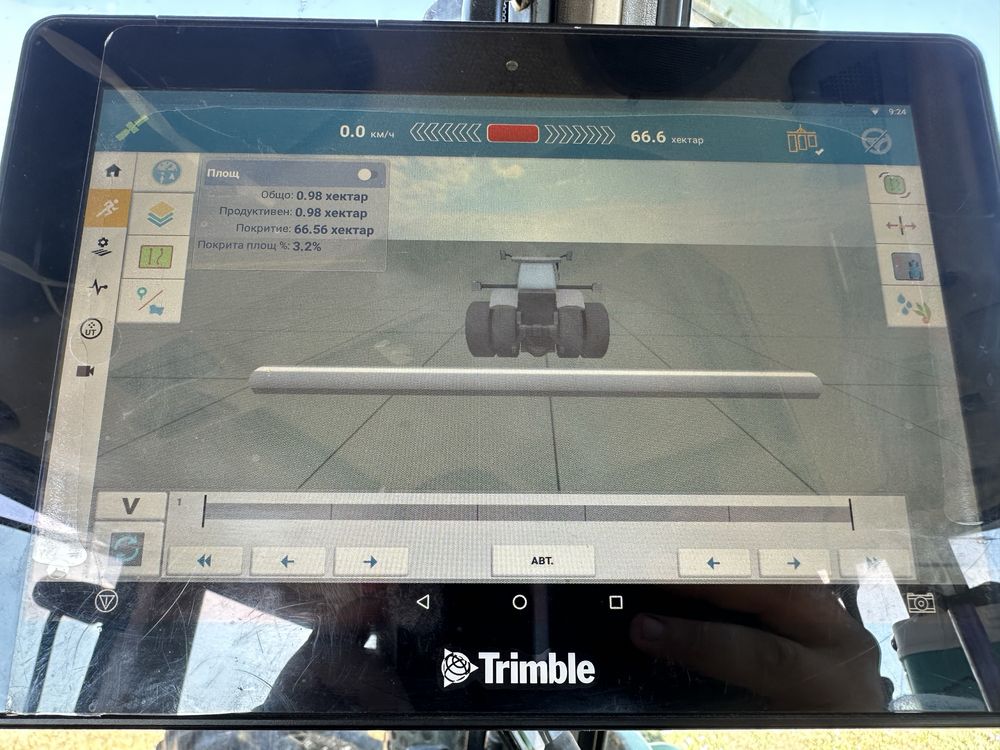 Продавам GPS навигация за трактор Trimble GFX-750 + Antenna NAV-900