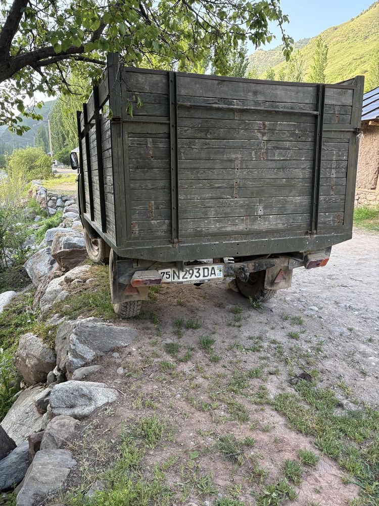 UAZ bortavoy sotiladi. Mator qilingan. Moy yemaydi. Yuradi