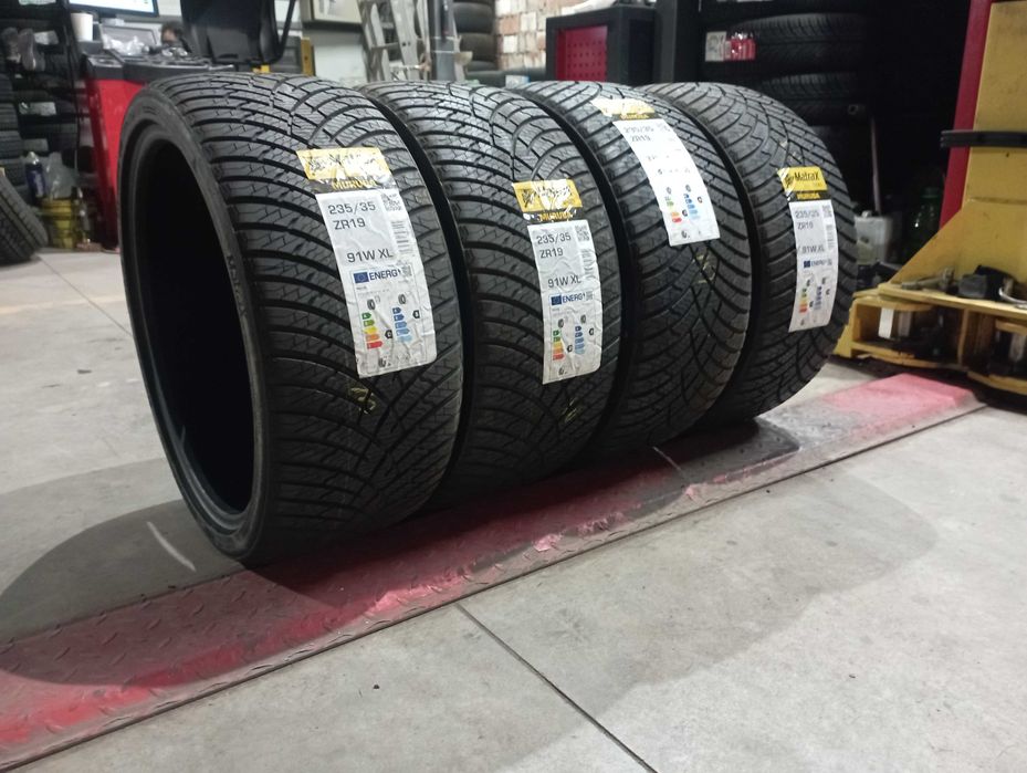 Anvelope 235/35/19 Matrax Noi All Season,Mixt,M+S