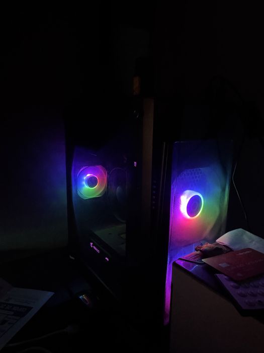 PC Gaming Ryzen 5 2600x, 16GB RAM