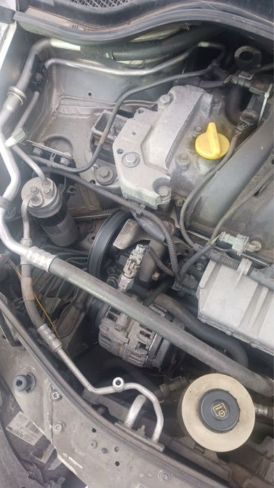 Продавам Renault Scenic