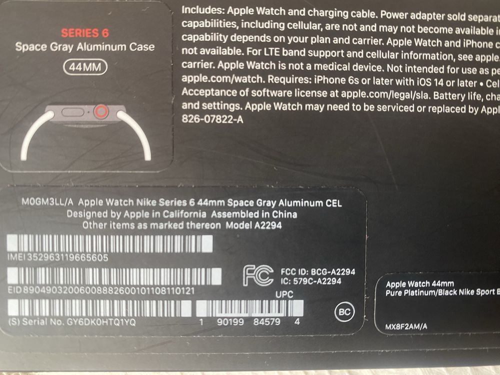 Продавам Apple Watch 6 Space Gray 44 mm