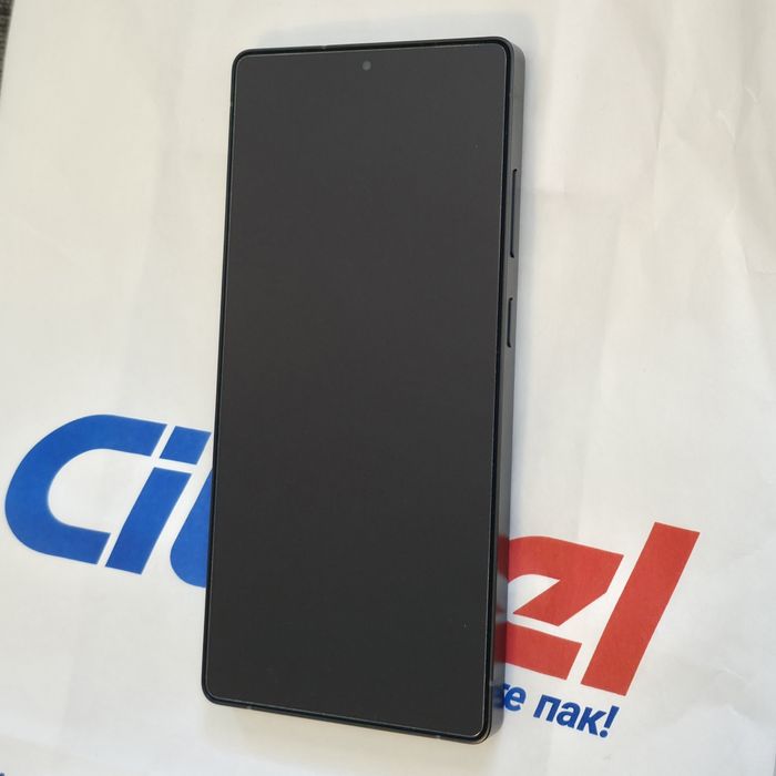 КАТО НОВ 512GB Samsung S25 Ultra Гаранция Citytel '27 JET BLACK