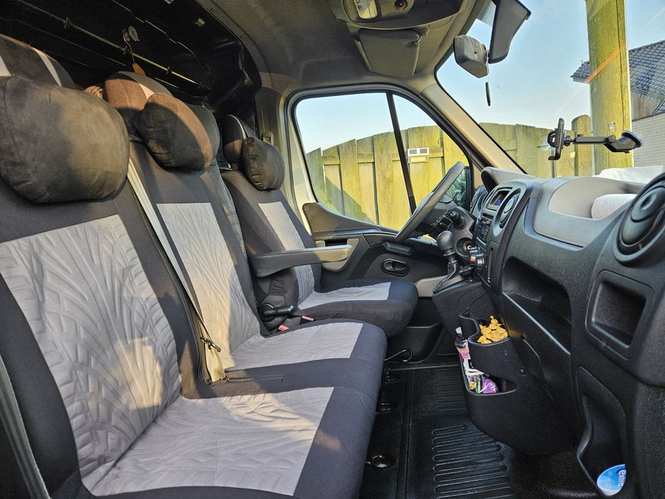 Renault Master 3 • 3 locuri • 3.5 t