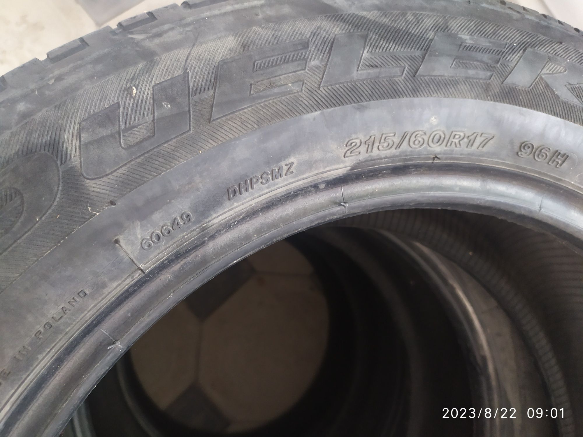 Автошины  летние  215/60 R 17