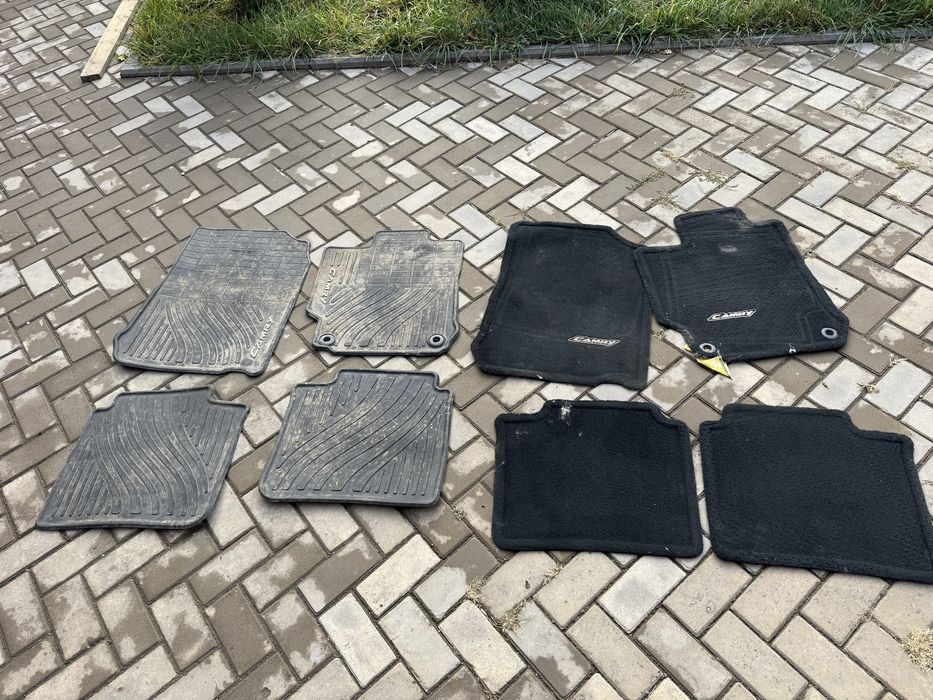 Продам 2 комплекта полика камри 50