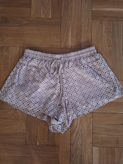 Блузки,Guess, Zaful, Pull&Bear,H&M, Lusy