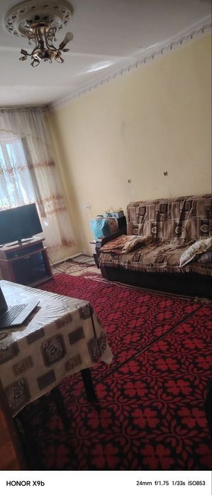 4 xonali kvartira sotiladi