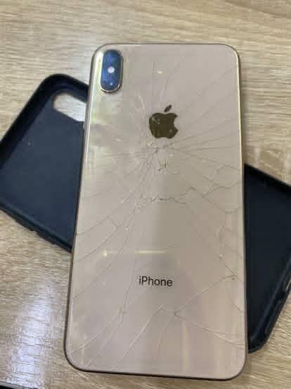 iPhone xs max
iphone xs max
iphone xs max