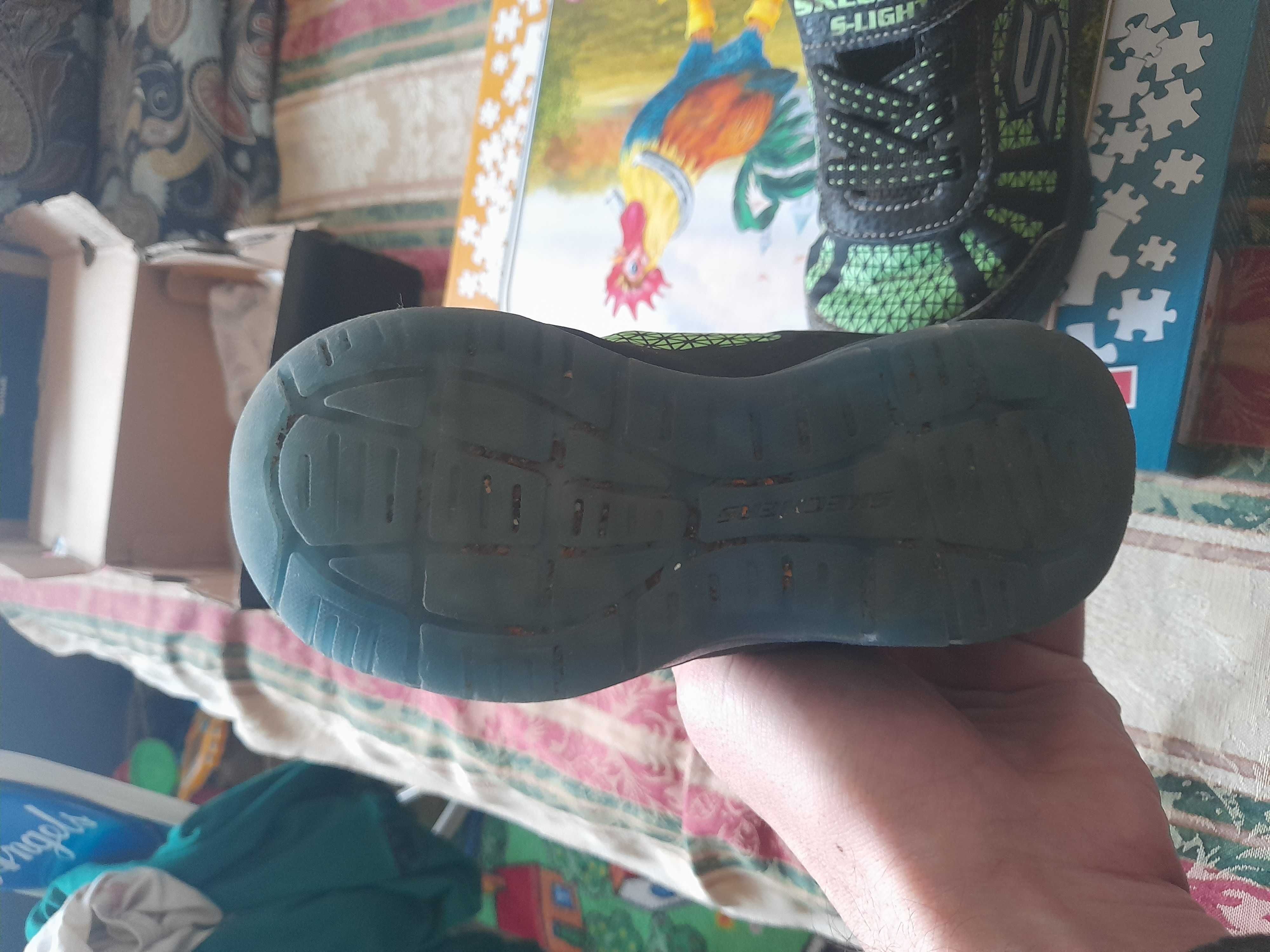 Детски маратонки Skechers Светещи
