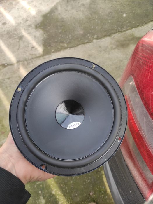 Vând boxe auto Hertz Gieci