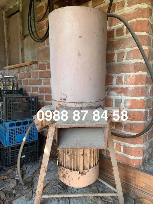 Продавам машина трошачка за пласмаса