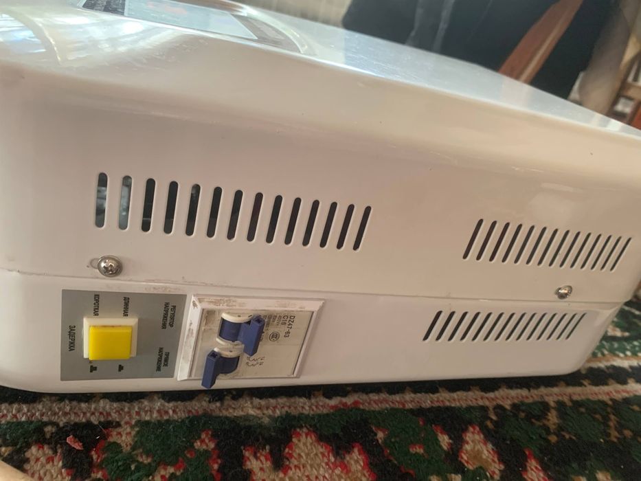 Стабилизатор напряжения -3000