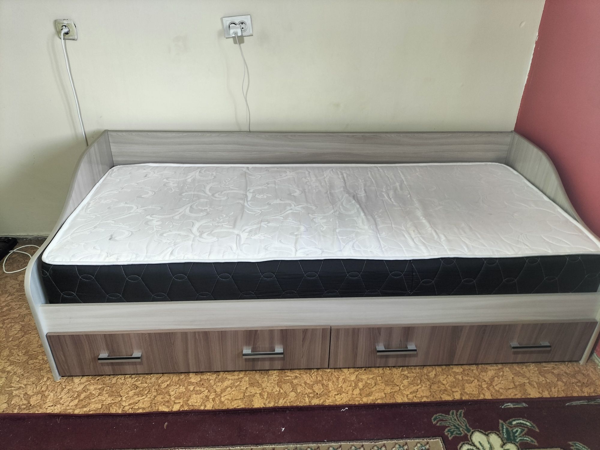 Продам диван кровать