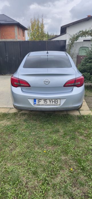 Opel Astra  Benzina