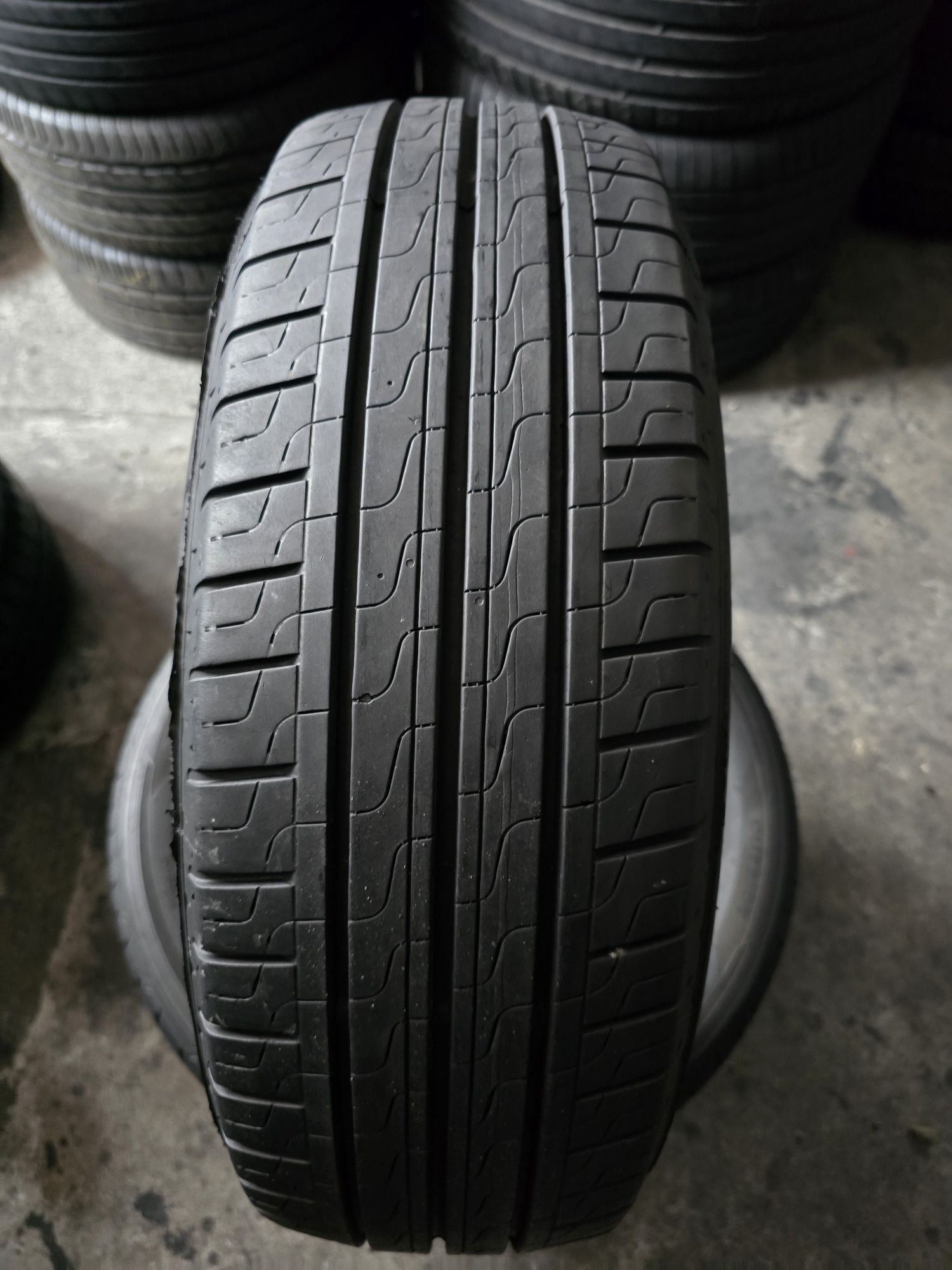 Pirelli 195/60 R16 C 99/97H vară