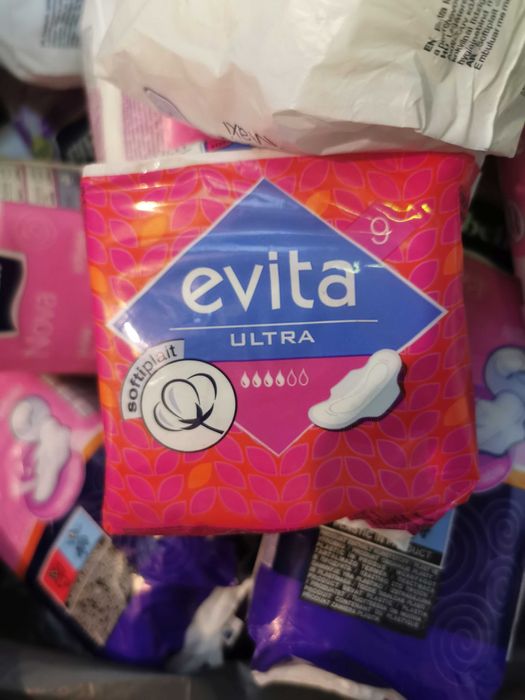 Absorbante noi, sigilate in valoare de 1000 lei