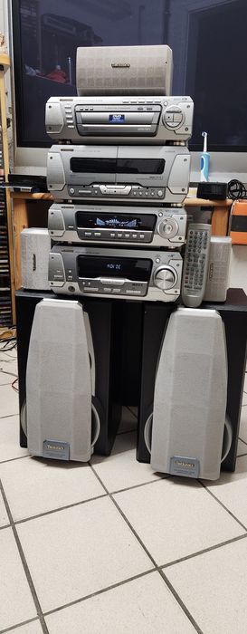Sistem Technics complet cu dvd changer și telecomandă