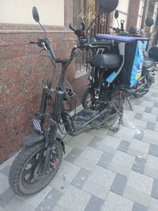 Monster elektron velosiped