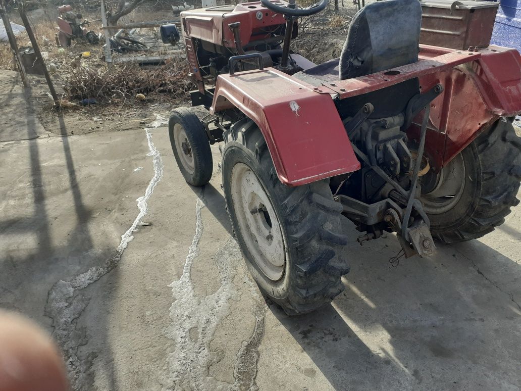 Китайский мини трактор