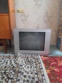 Телевизор старой модели