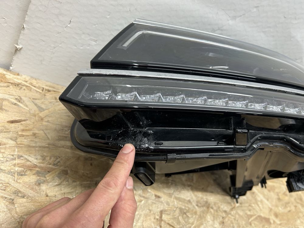 Far faruri VW Tiguan full led adaptiv 5NB941081 E  2016-2020