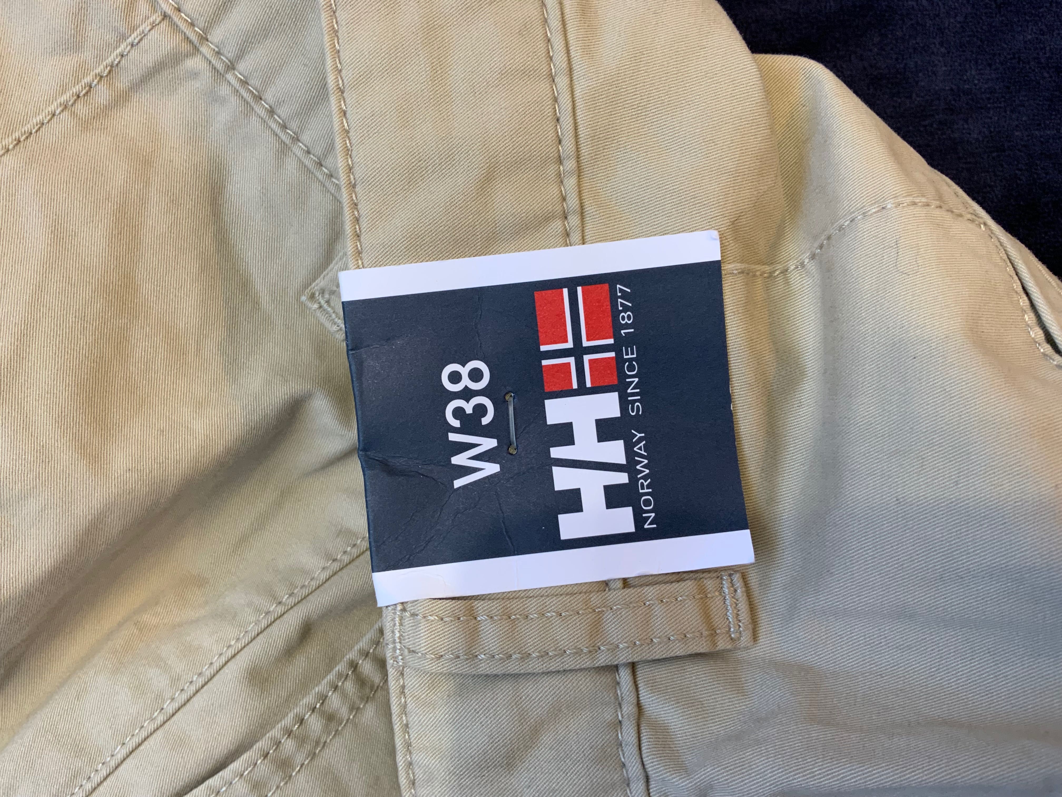 Helly Hansen-оригинални къси панталони 38 номер