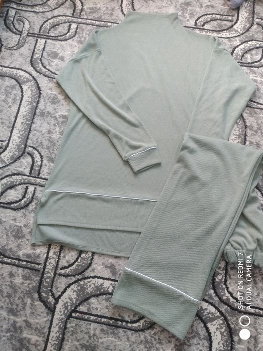 Продам женские вещи разные