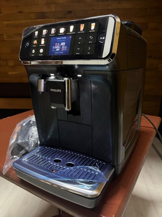 Aparat de cafea espressor expresor Philips EP 5500 Lattego ca nou
