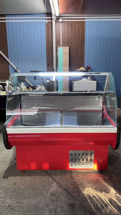 Vitrina frigorifica pentru cărnuri, lactate, brânzeturi, legume