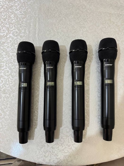 Mikrafon shure sotiladi