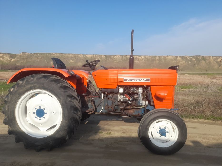 Vând are tot nou pe el pentru mai multe detali tlf