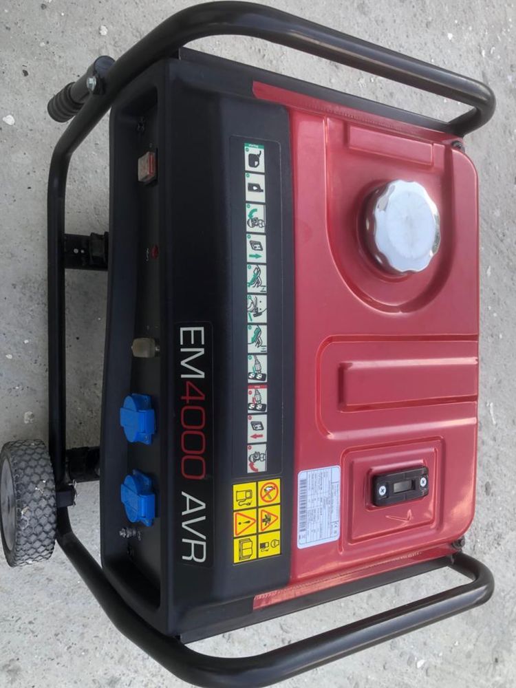 Generator Powermate EM 4000