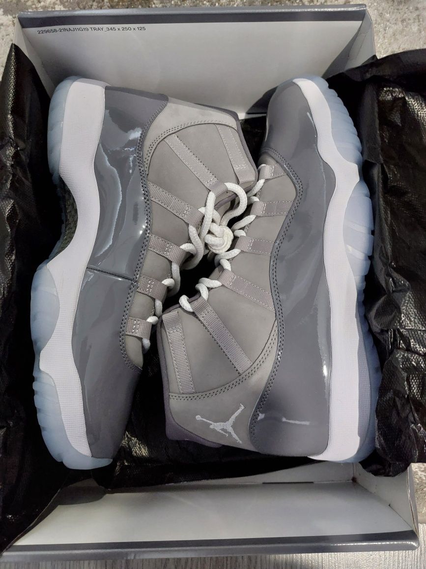 Air Jordan 11 Cool Grey