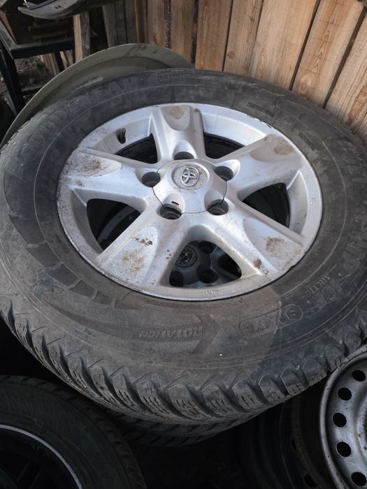 Продам диски с резиной R18