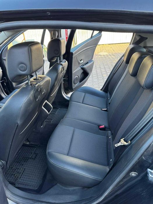 RENAULT MEGANE 1.5 dCi 2015| Facelift | Climă Dublă + NAVI EUROPA