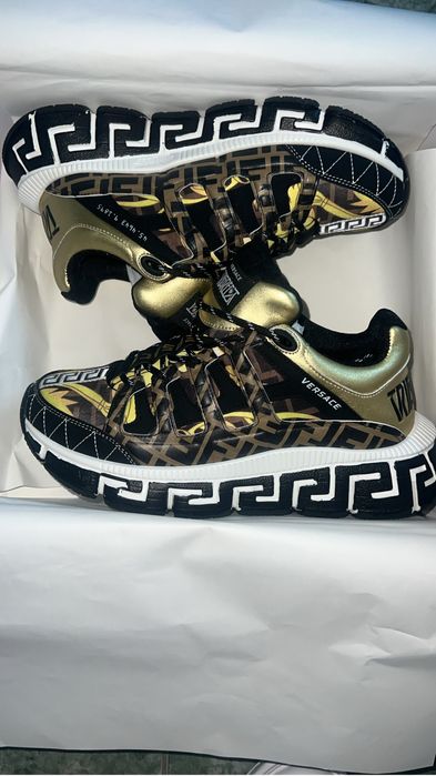 Adidasi Versace Trigreca