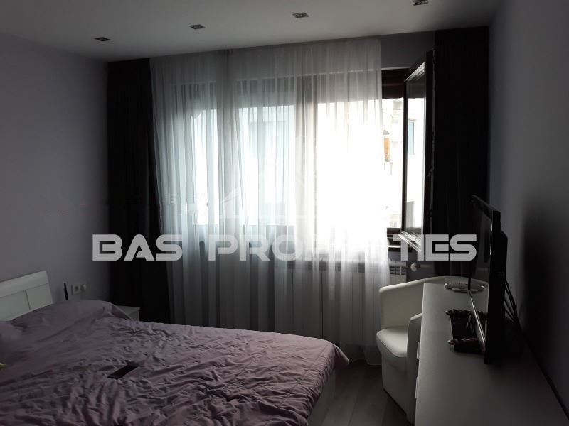 3-стаен в София-Красна поляна 3 площ 90